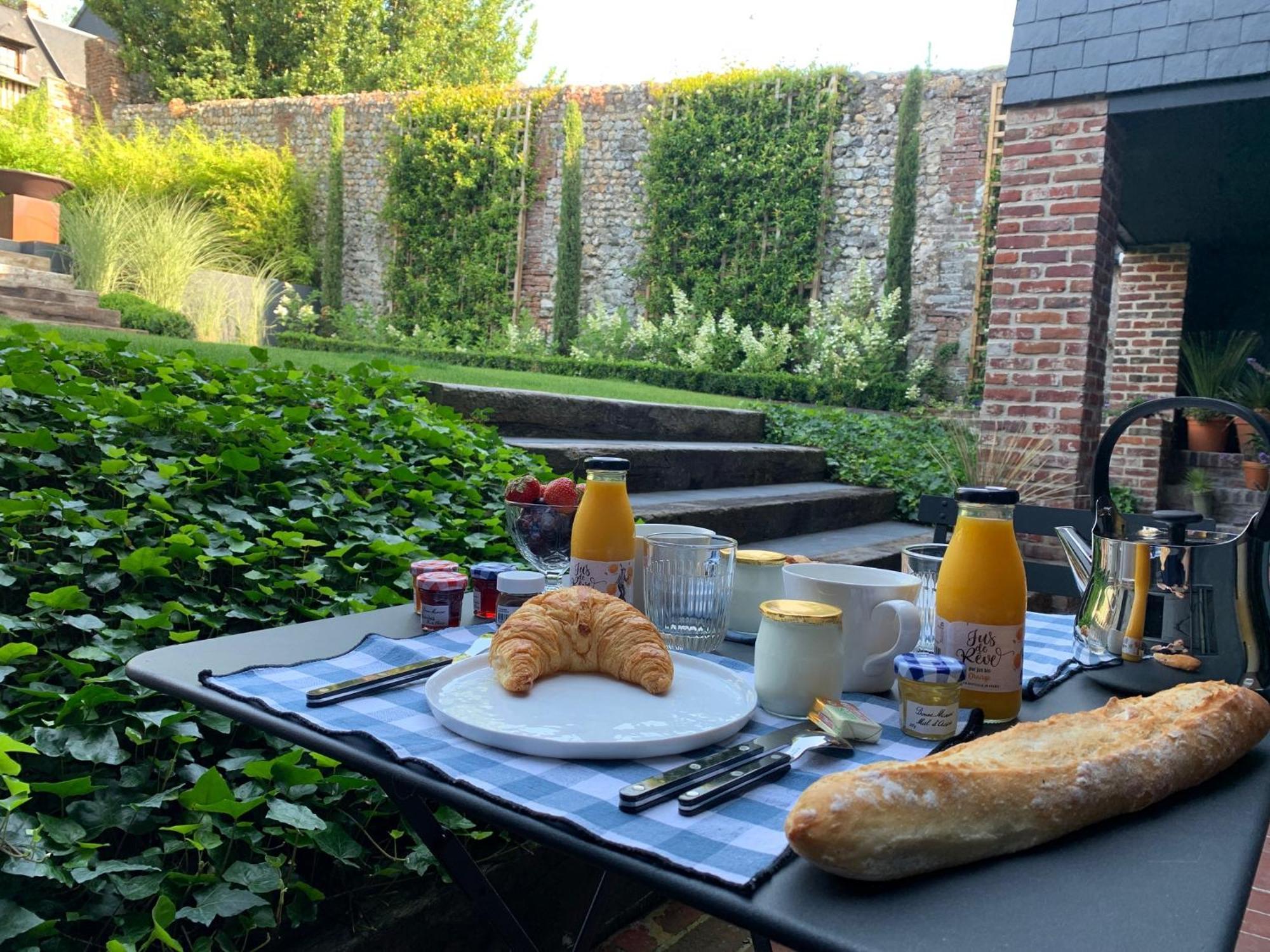 Appartement La Petite Adresse Du 10Honfleur Extérieur photo